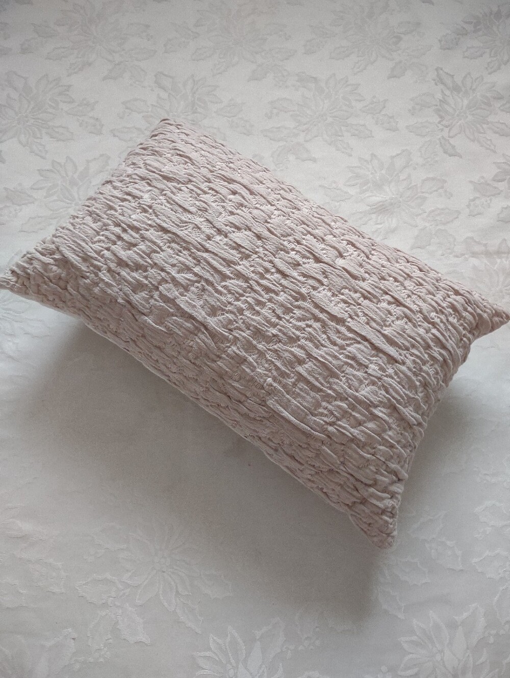Kenneth Cole Linen Blend Pillow